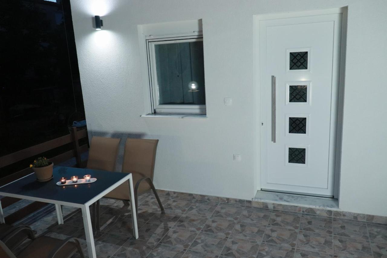 Filippou Luxury Apartments Φλογητά Εξωτερικό φωτογραφία